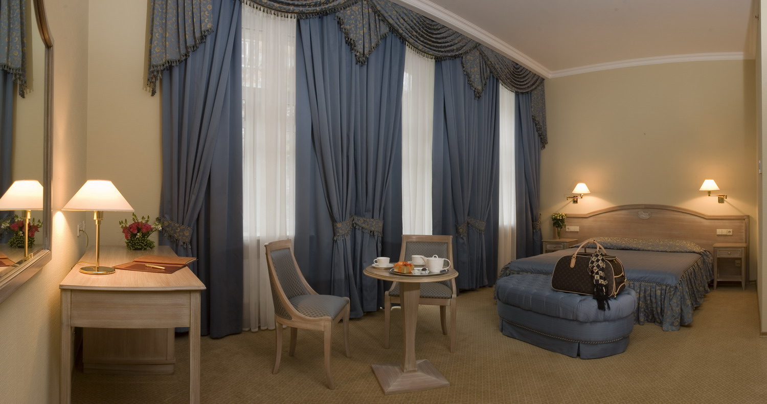 Навешивание штор Навешивание штор